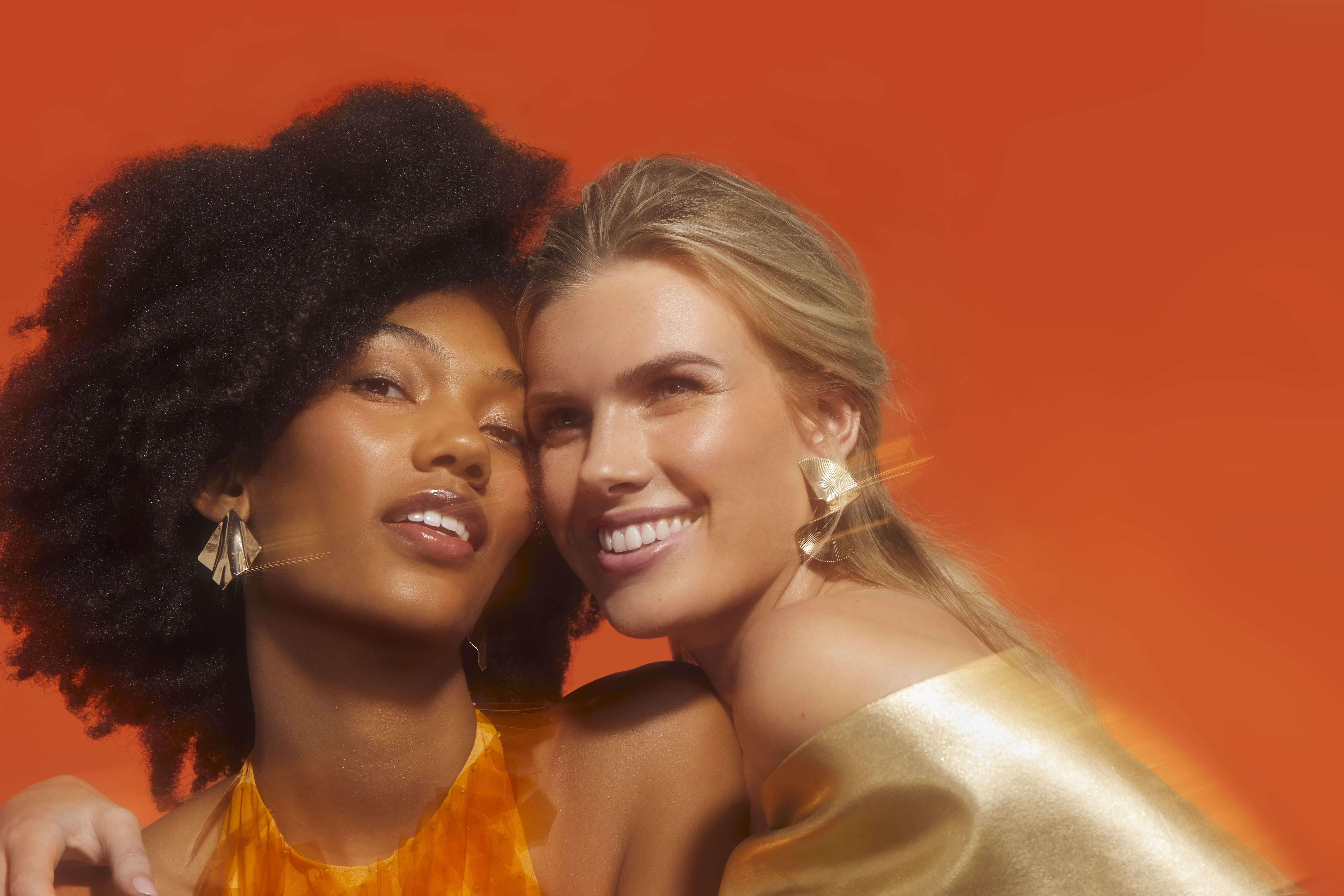 party-makeup-all-over-glow-main